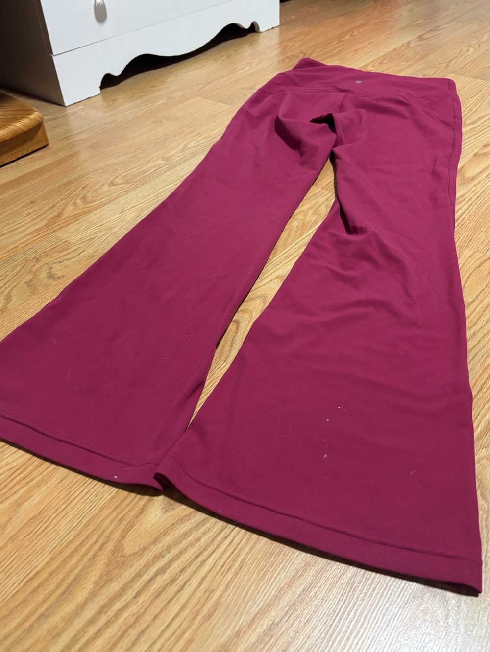 Lululemon Groove Pant
Super-High-Rise Flared NULU - Picture 3 of 6